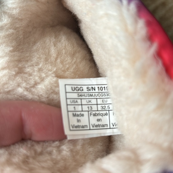 Pink rainbow uggs - Picture 4 of 4